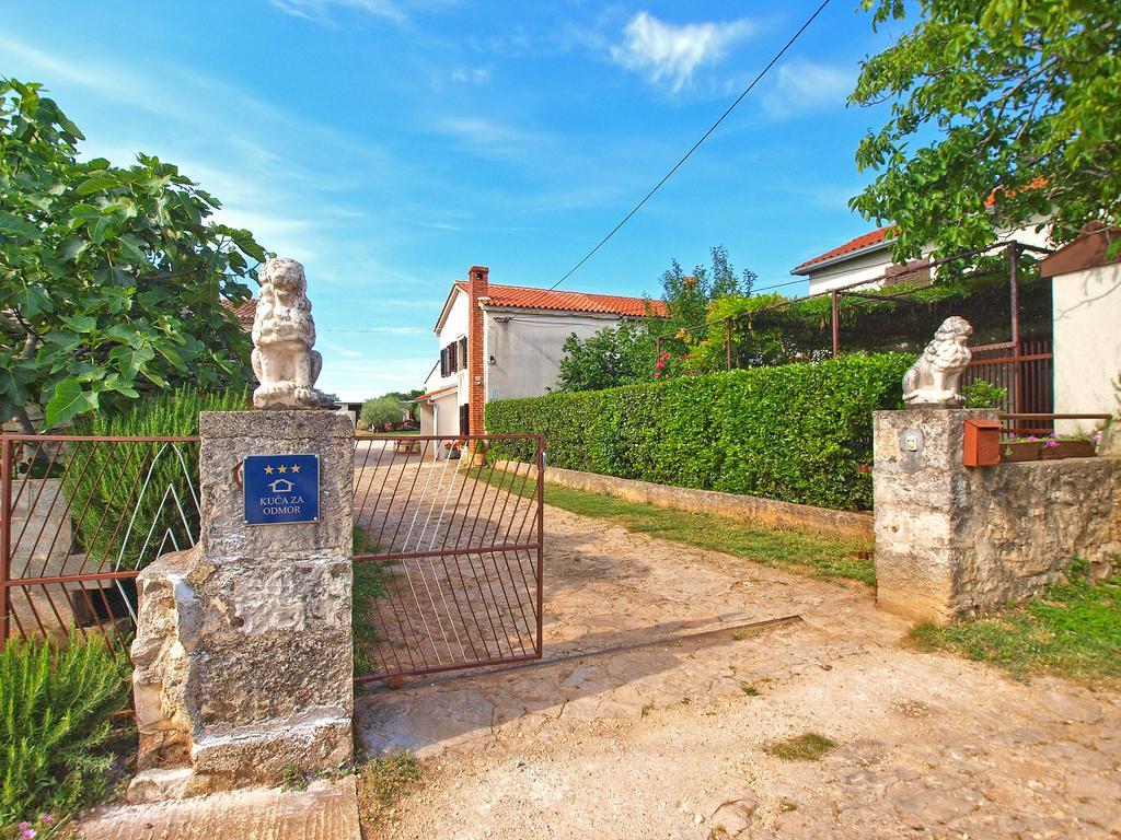House Monteci 1378 Villa Galižana Exteriör bild